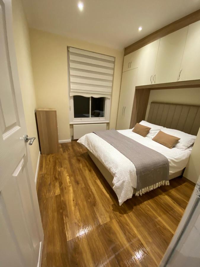 Stunning 2 Bed Flat In Ladbroke Grove Daire Londra Dış mekan fotoğraf