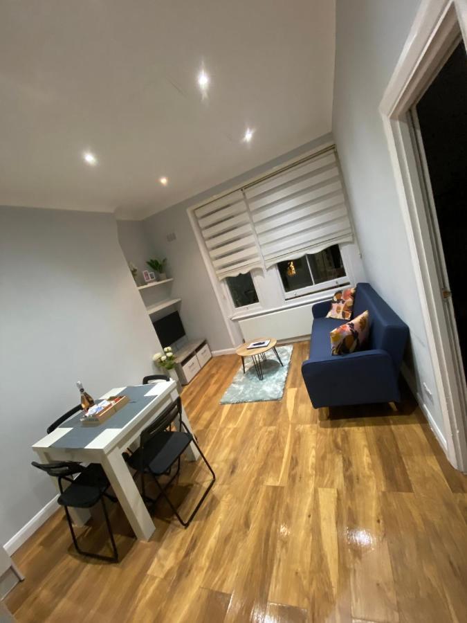 Stunning 2 Bed Flat In Ladbroke Grove Daire Londra Dış mekan fotoğraf